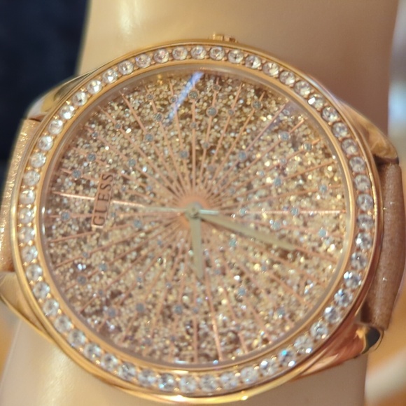 Guess Glitter & Crystal Watch - Picture 4 of 13